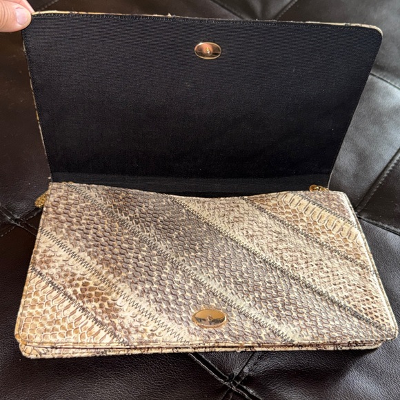 Elegant Tan and Brown Clutch - Picture 4 of 5